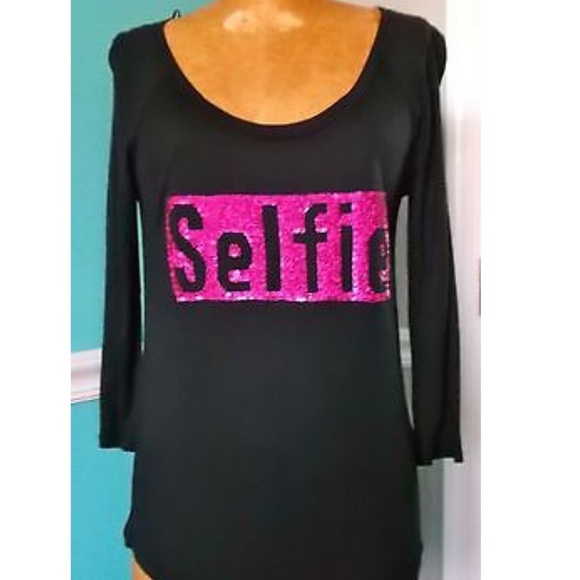 Juicy Couture Selfie Baseball Tee - Picture 2 of 3